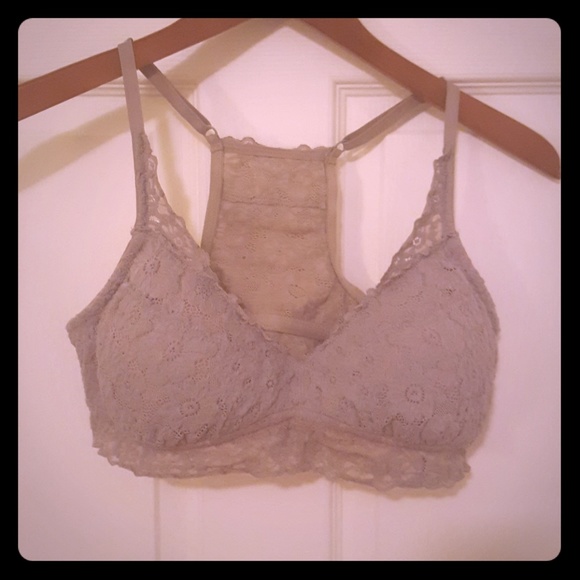 American Eagle Outfitters Other - AMERICAN EAGLE SIZE MEDIUM GREY BRALETTE